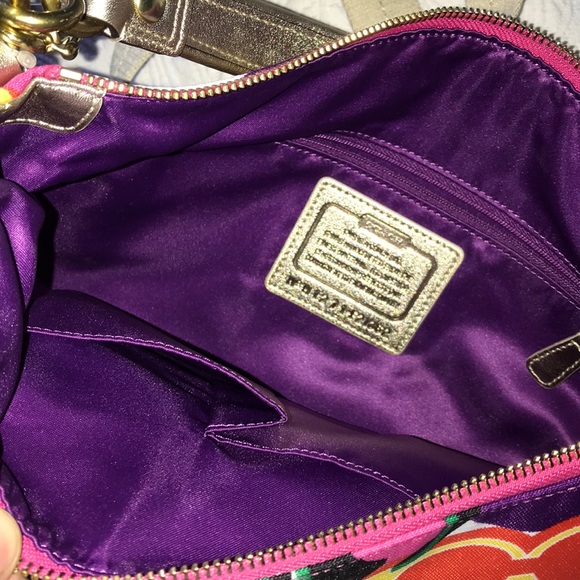 Authentic Coach purse - Picture 3 of 14